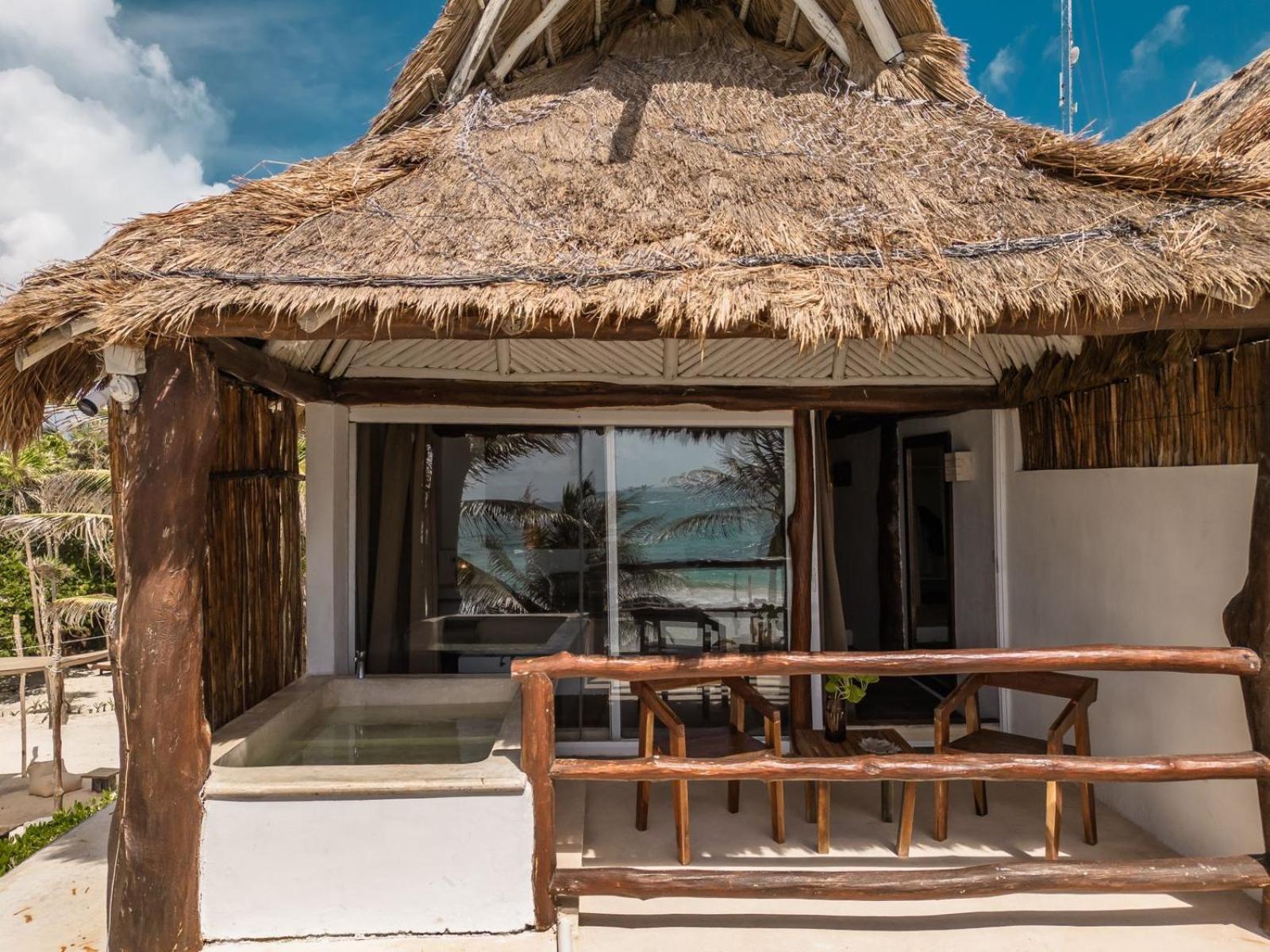 Niken Beachfront Tulum Hotel Exterior photo